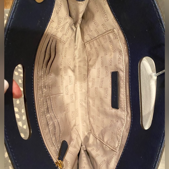 Michael Kors Clutch Shoulder Bag in Navy - Picture 4 of 7